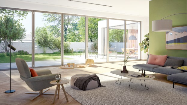 Geräumiges Zimmer mit Terrassentüren und großen Fenstern innen